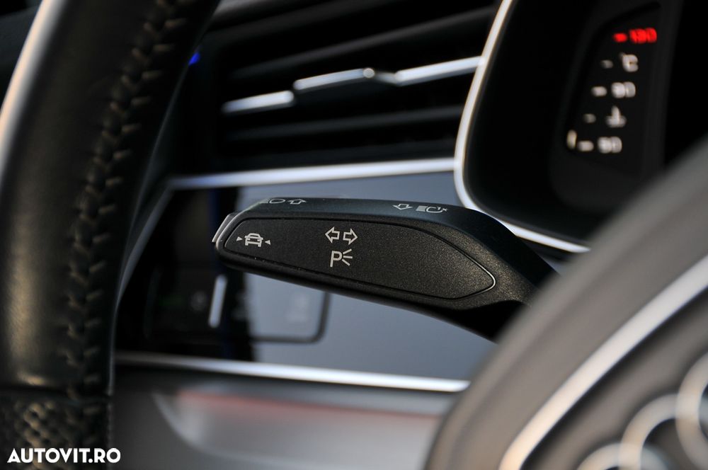 Audi Q7 3.0 50 TDI quattro Tiptronic S Line - 24