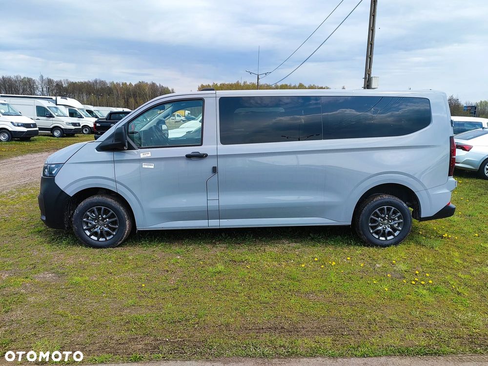 Volkswagen Caravelle - 7