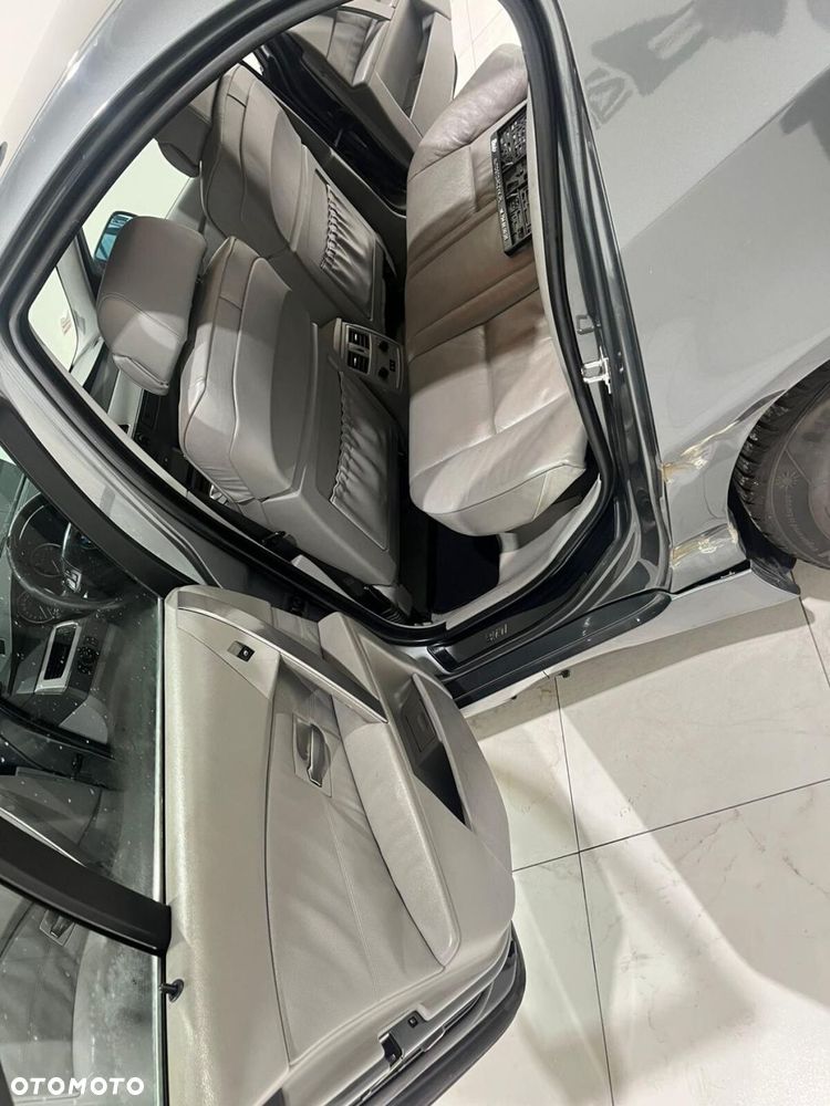 BMW Seria 5 - 27
