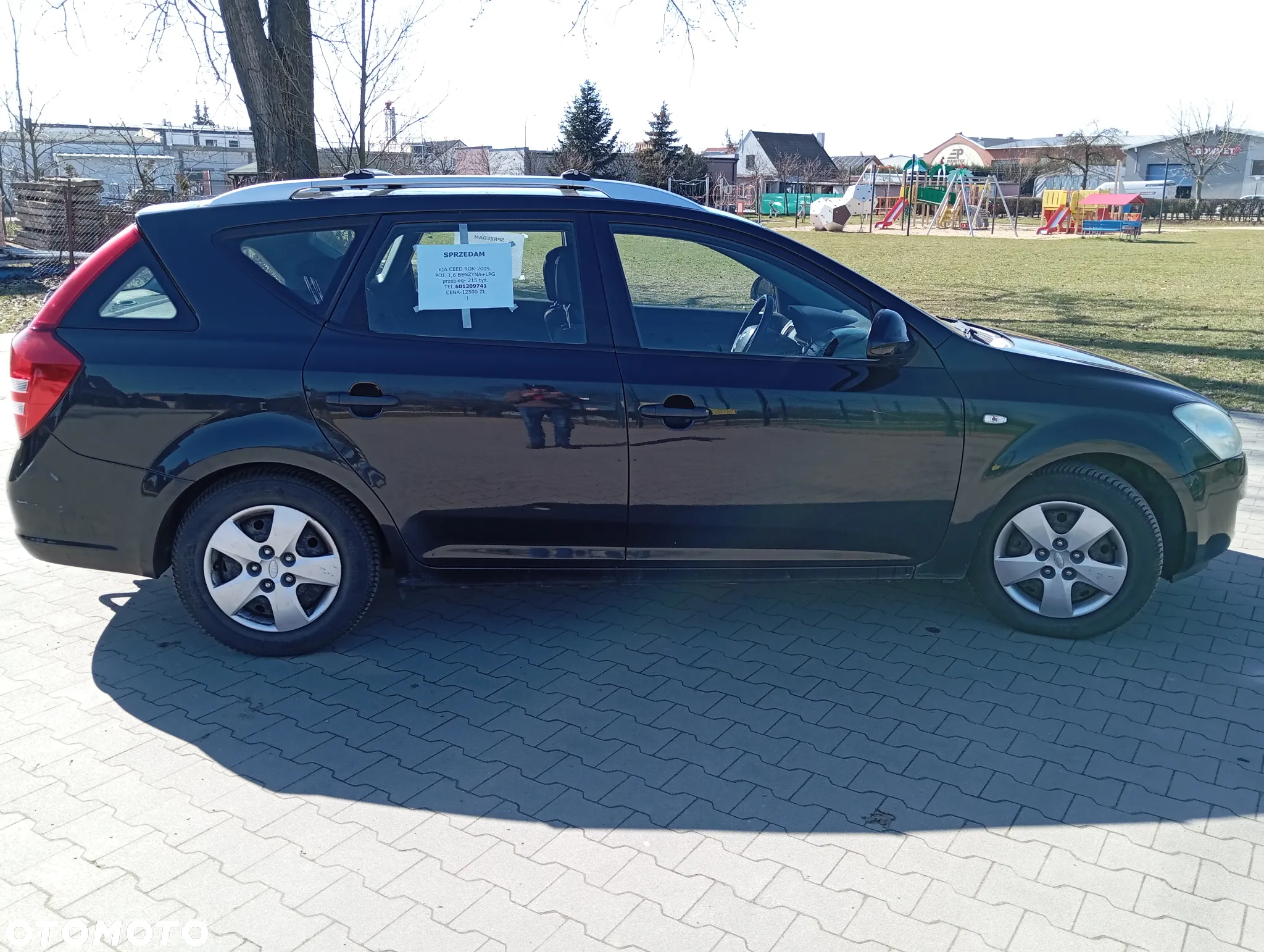 Kia Ceed - 4