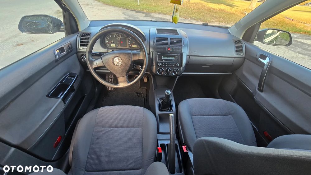 Volkswagen Polo - 21