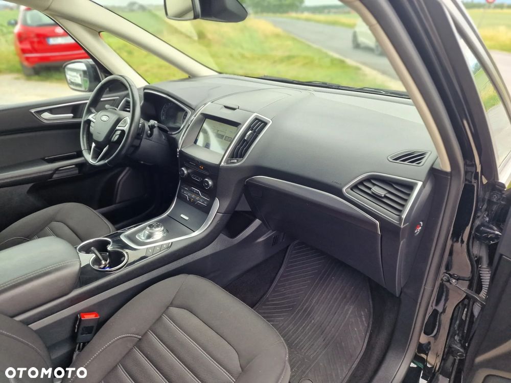 Ford Galaxy 2.0 EcoBlue Twin-Turbo Titanium - 31