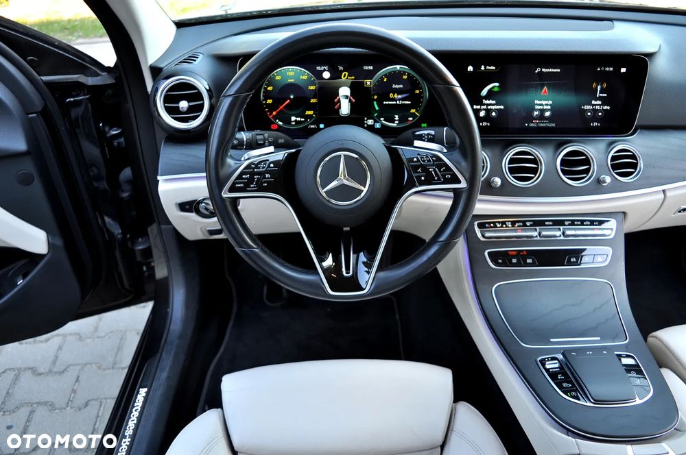 Mercedes-Benz Klasa E 220 d 9G-TRONIC Edition AVANTGARDE - 18