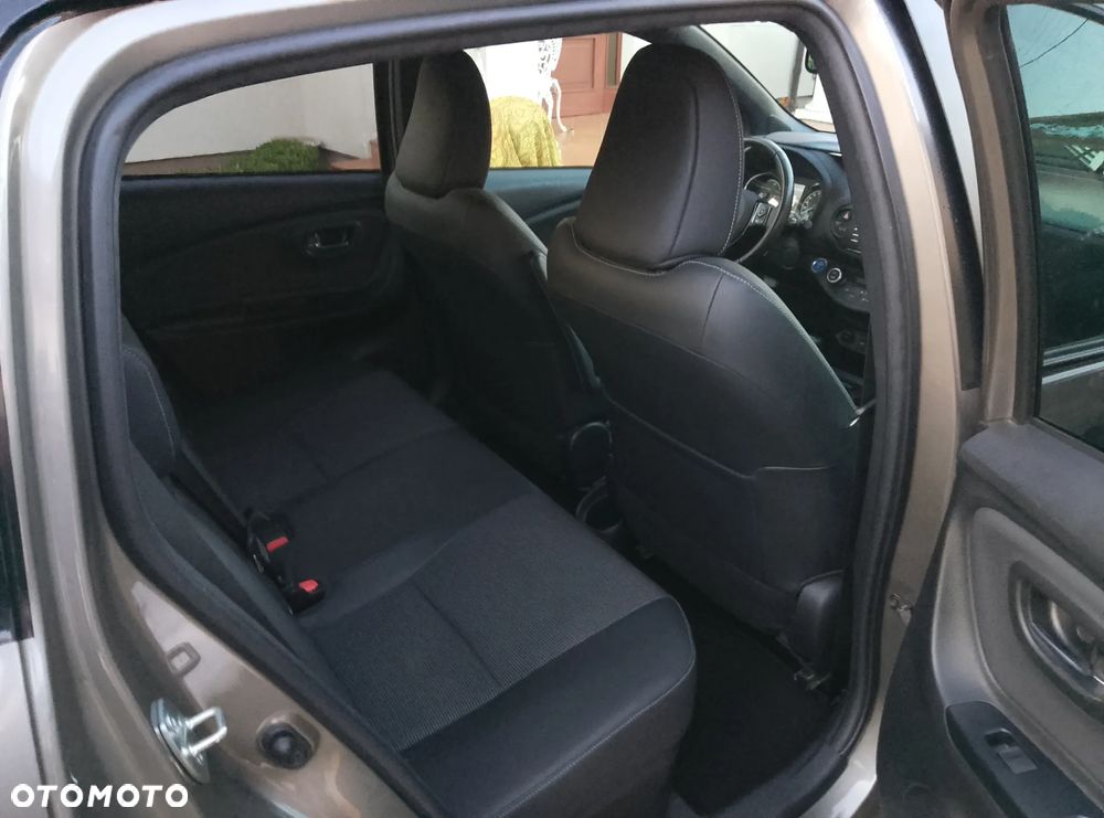 Toyota Yaris 1.5 VVT-i Edition-S - 24