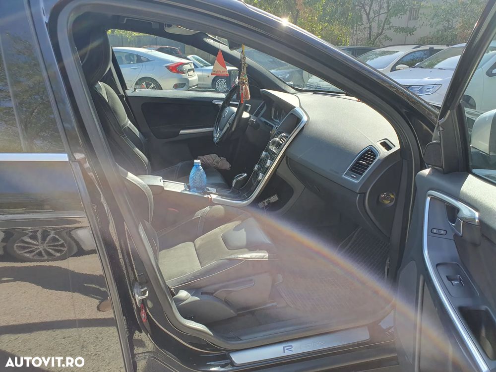 Volvo XC 60 - 8