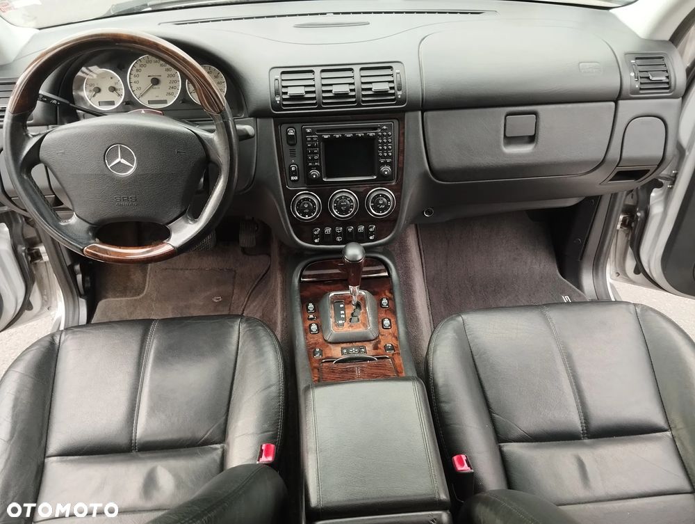 Mercedes-Benz ML 55 AMG - 18