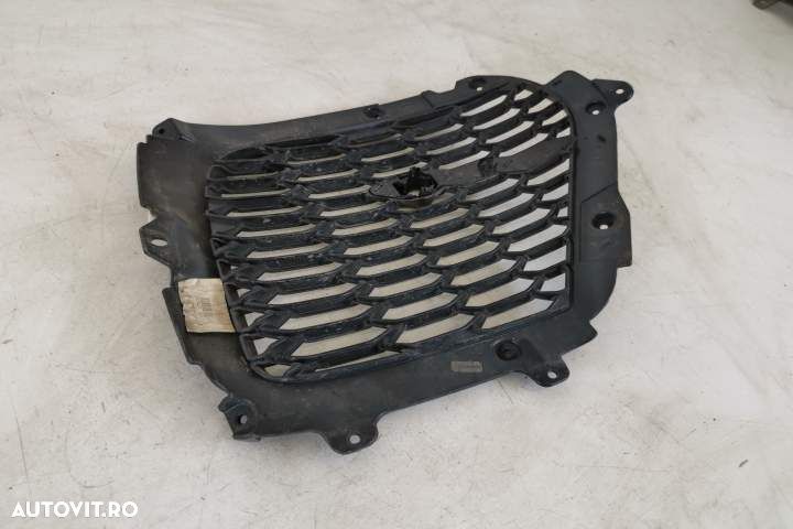 Grila Proiector Laterala Stanga SVR Originala In Stare Buna Facelift 2 - 5