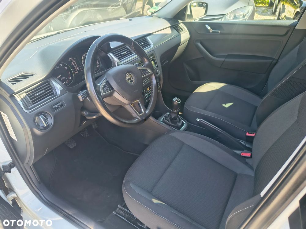 Skoda RAPID 1.2 TSI Elegance Green tec - 14