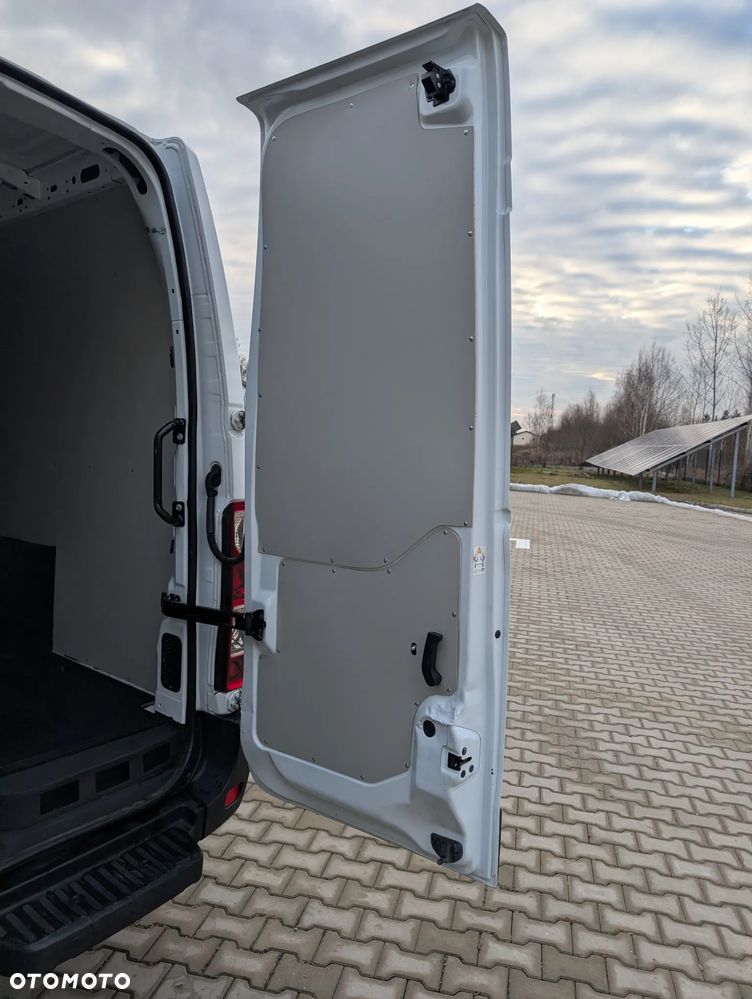 Renault Master MAXI Long - 19