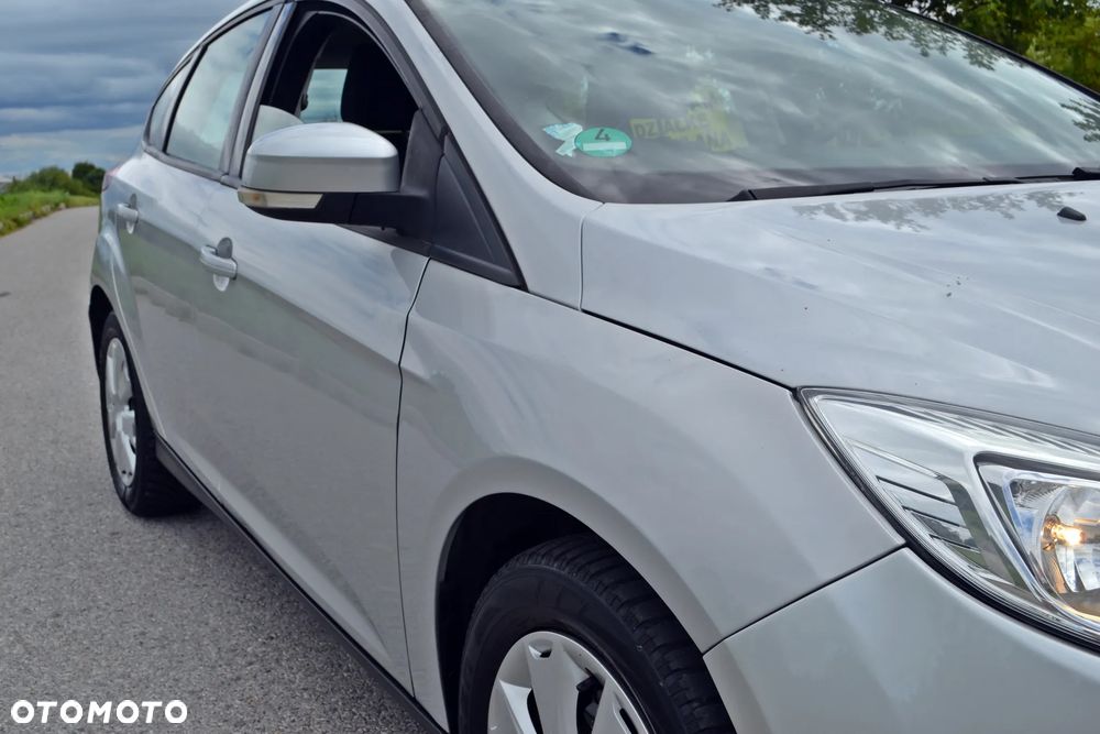 Ford Focus - 12