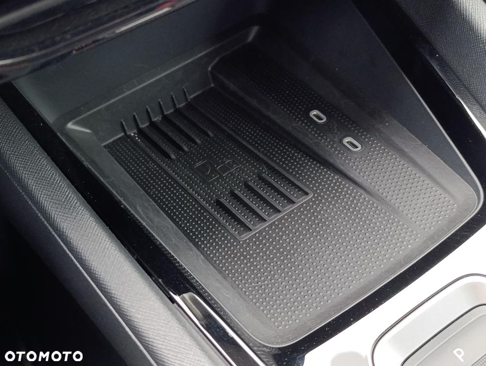 Skoda Octavia 1.5 TSI mHEV Selection DSG - 38