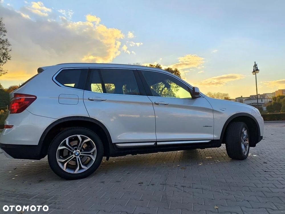 BMW X3 sDrive18d xLine - 6