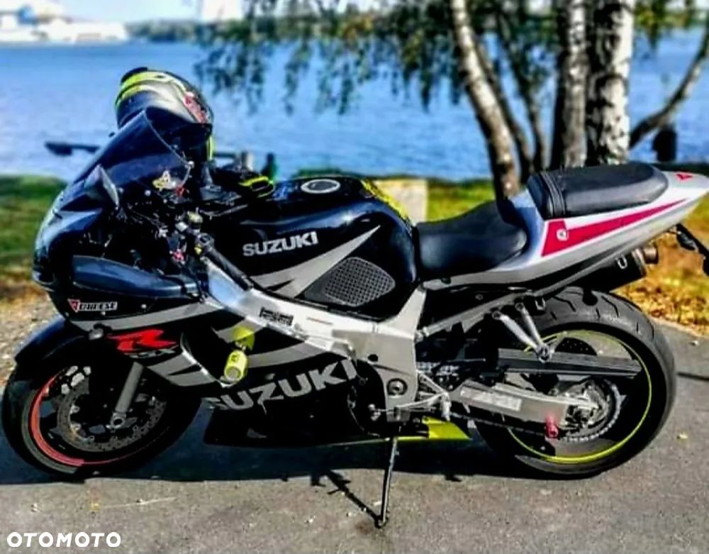 Suzuki GSX-R - 4