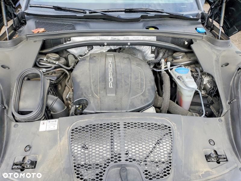 Porsche Macan - 3