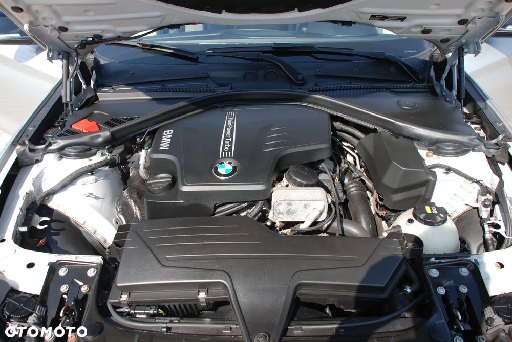BMW Seria 2 228i Coupe Sport Line - 30