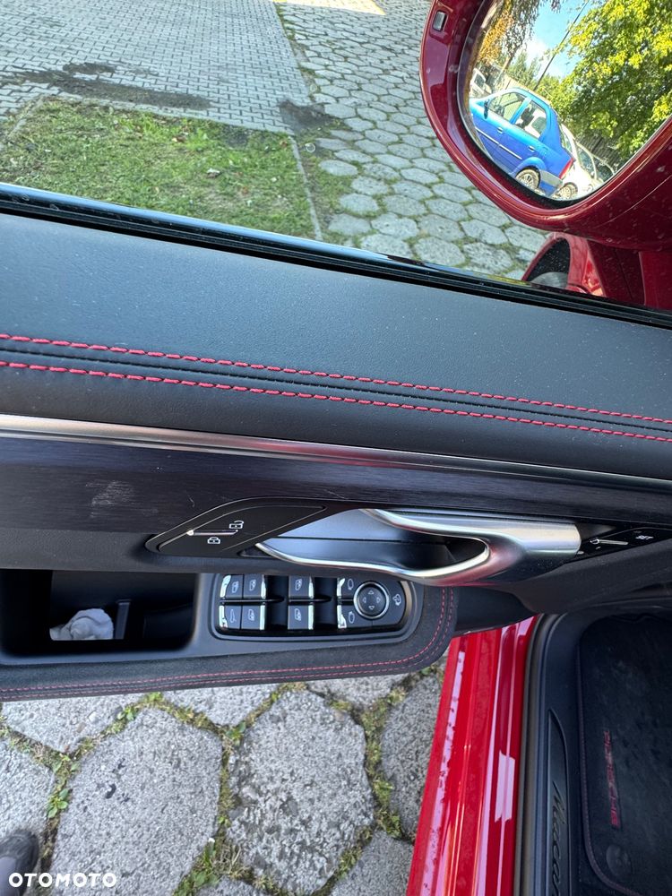 Porsche Macan GTS - 31