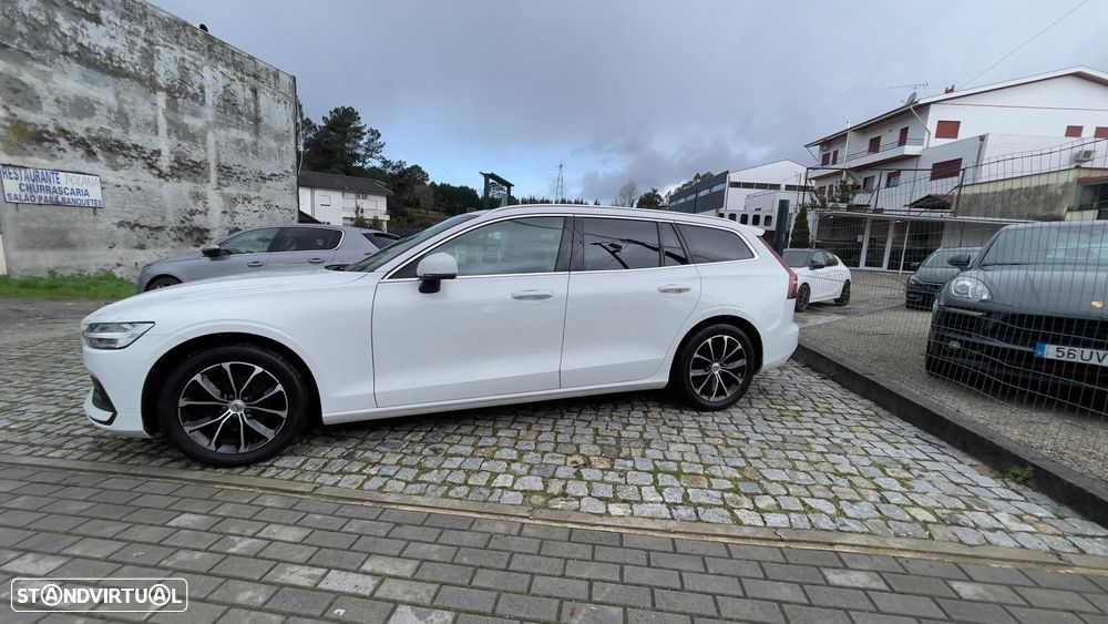 Volvo V60 D3 Momentum Pro - 9