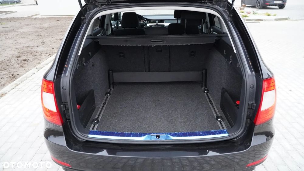 Skoda Superb 1.8 TSI Ambition DSG - 15