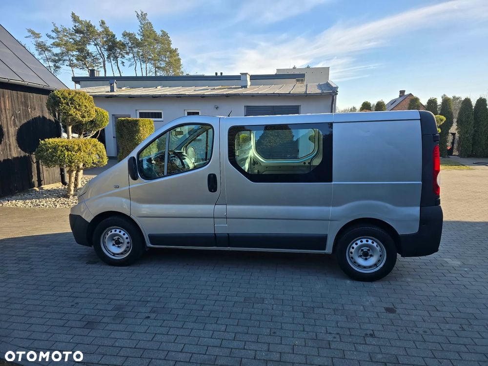 Renault Trafic - 2