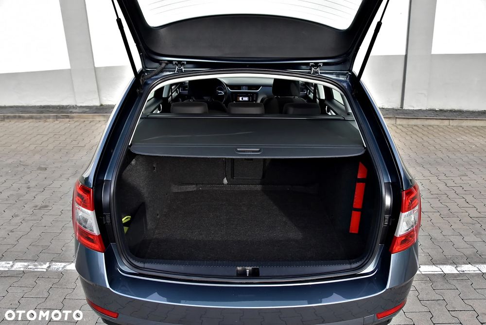 Skoda Octavia 2.0 TDI SCR 4x4 Ambition DSG - 12