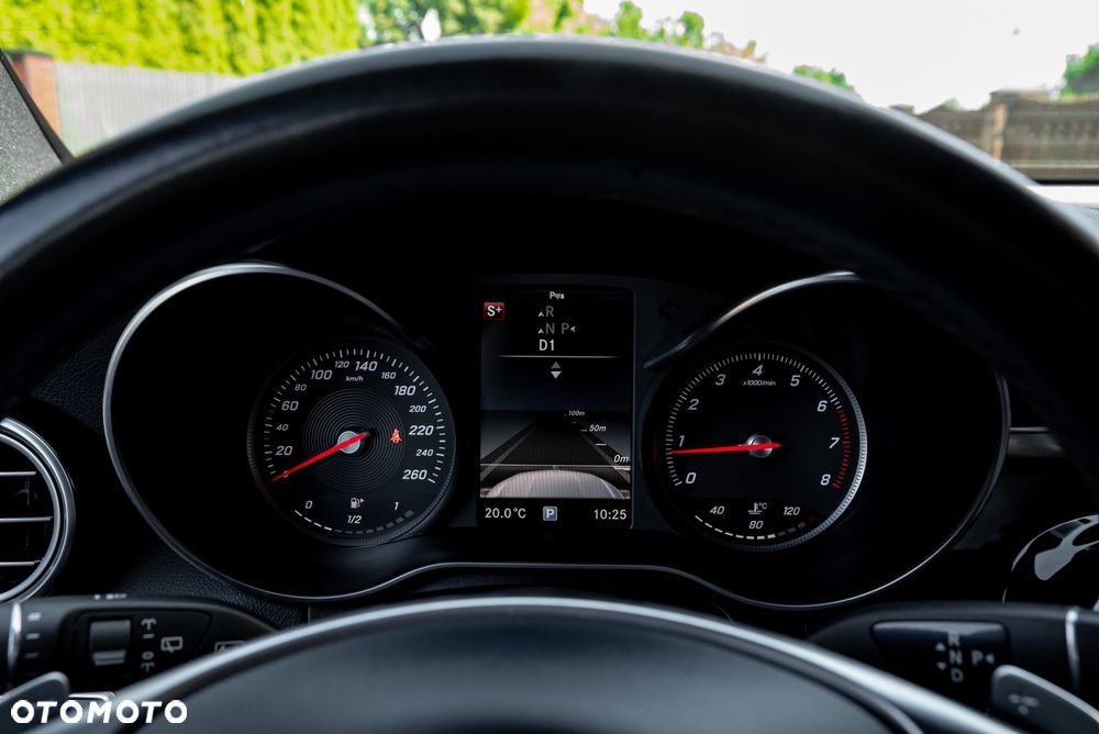 Mercedes-Benz GLC 250 4Matic 9G-TRONIC - 28