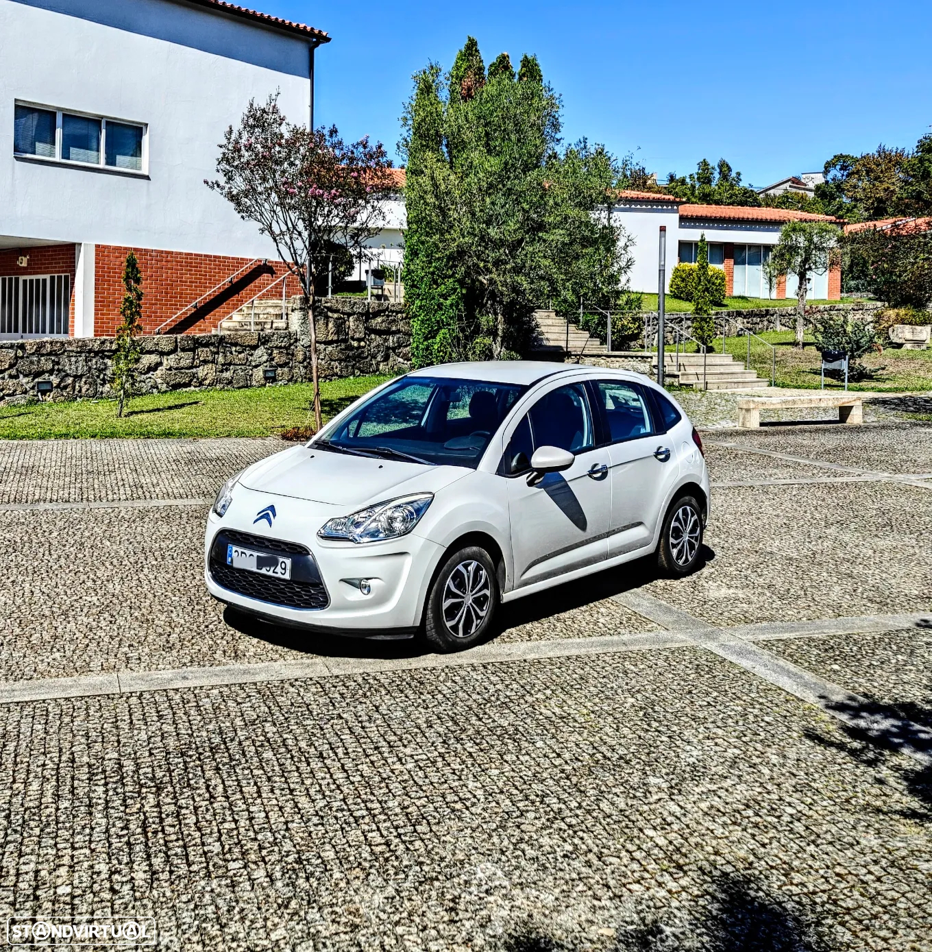 Citroën C3 1.2 PureTech Shine - 16