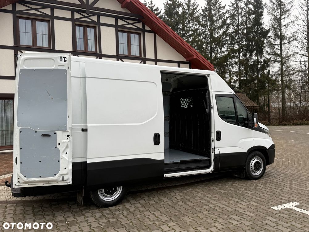 Iveco 35S 3.0HDi - 38