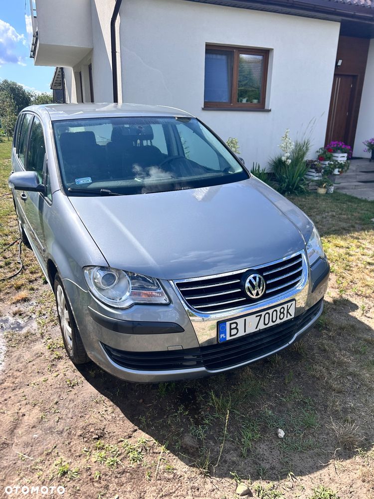 Volkswagen Touran 1.9 TDI Conceptline - 1