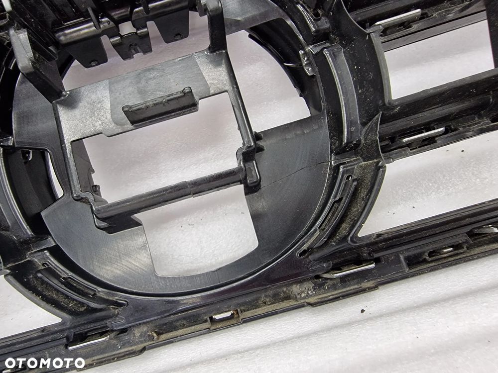 VW PASSAT B8 3G0 LIFT 18- R-LINE ATRAPA / GRILL PRZEDNI PRZÓD , NR 3G0853651AK / 3G0853651AM , NR AUKCJI GR42 - 23