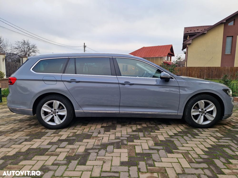 Volkswagen Passat 2.0 TDI DSG 4Mot Highline - 21