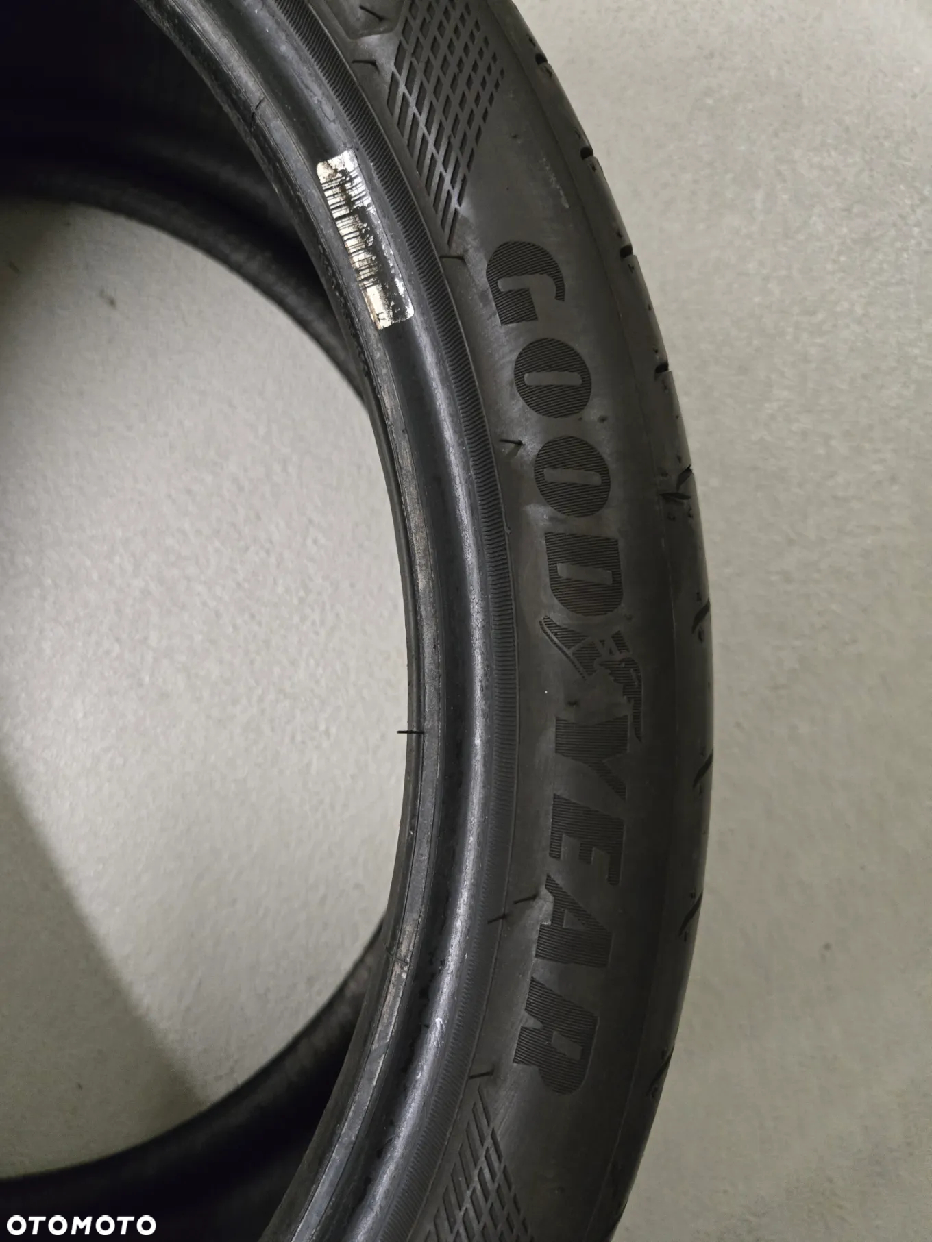 GOODYEAR - 3