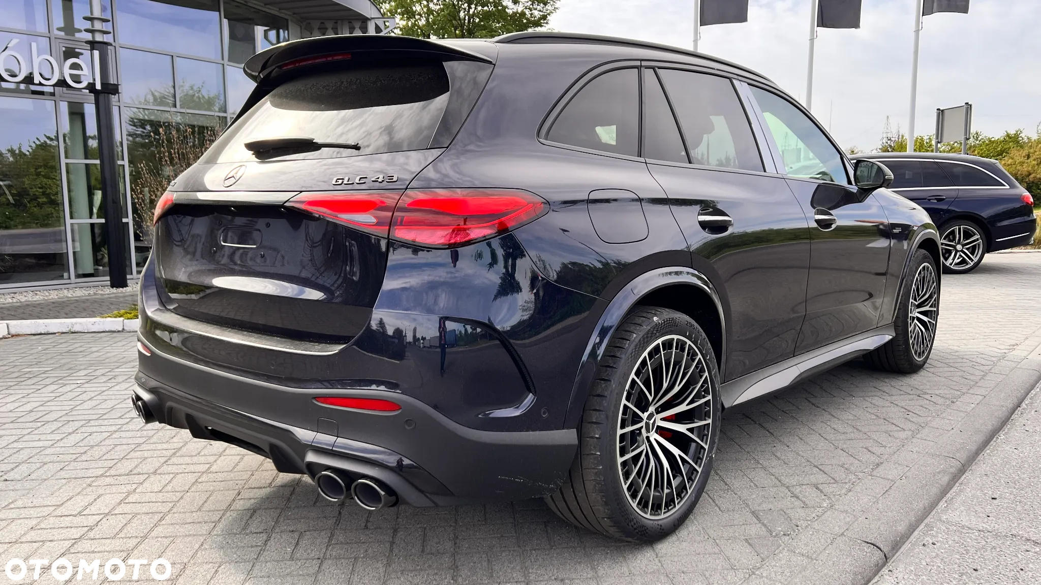 Mercedes-Benz GLC - 25