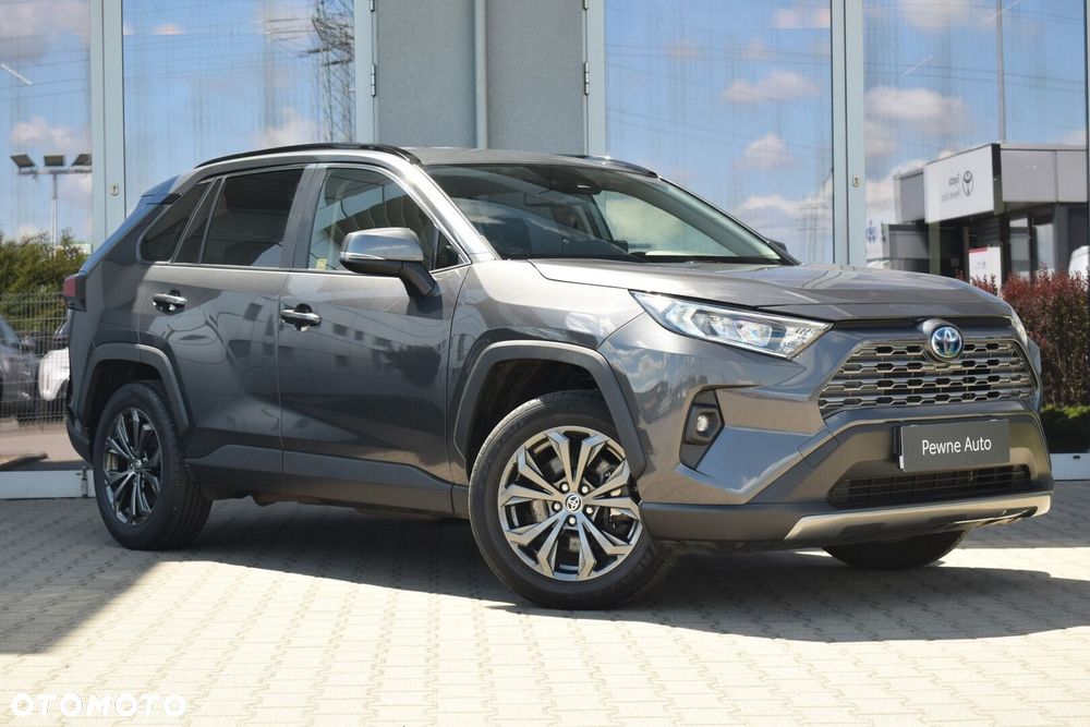 Toyota RAV4 - 8