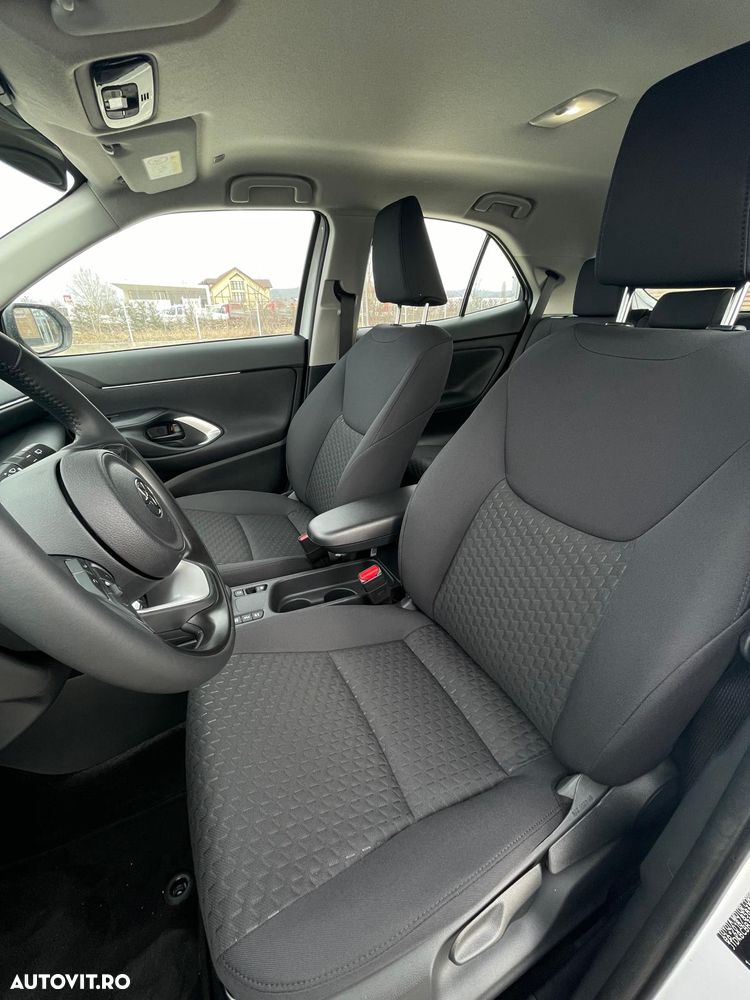 Toyota Yaris 1.5 116 CP HEV Active - 13