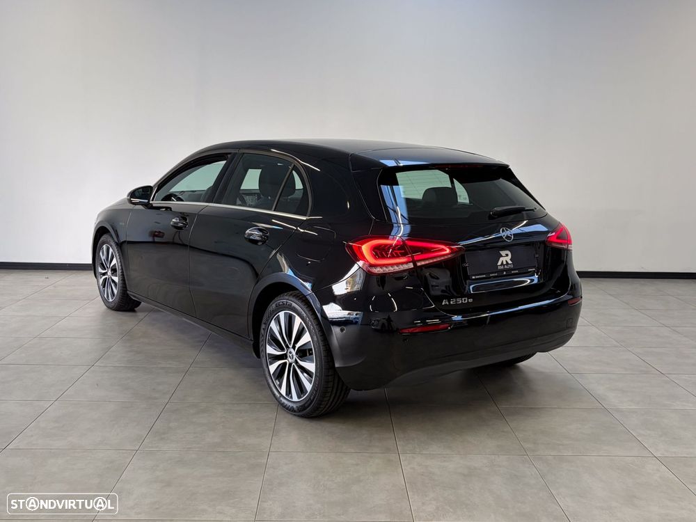 Mercedes-Benz A 250 e Style Plus - 5