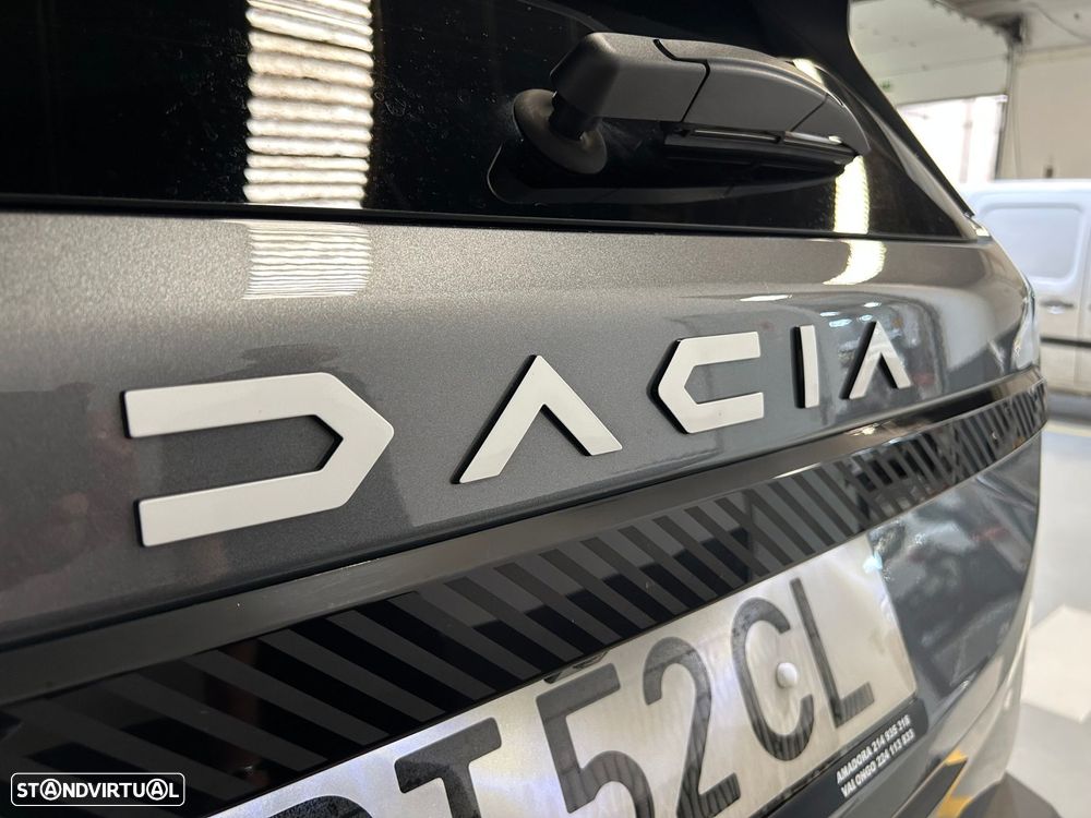 Dacia Bigster 1.8 Hybrid Journey - 14