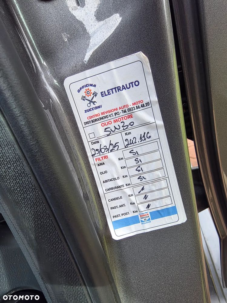 Mercedes-Benz Klasa B 180 d SCORE - 17