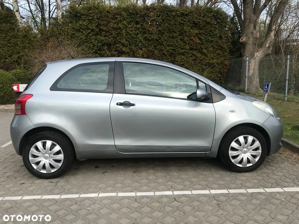 Toyota Yaris 1.0 Terra A/C - 9