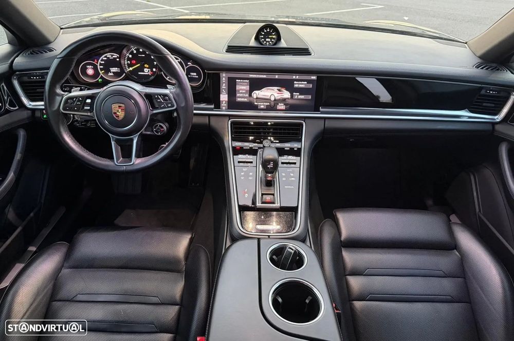 Porsche Panamera Sport Turismo 4 E-Hybrid - 13
