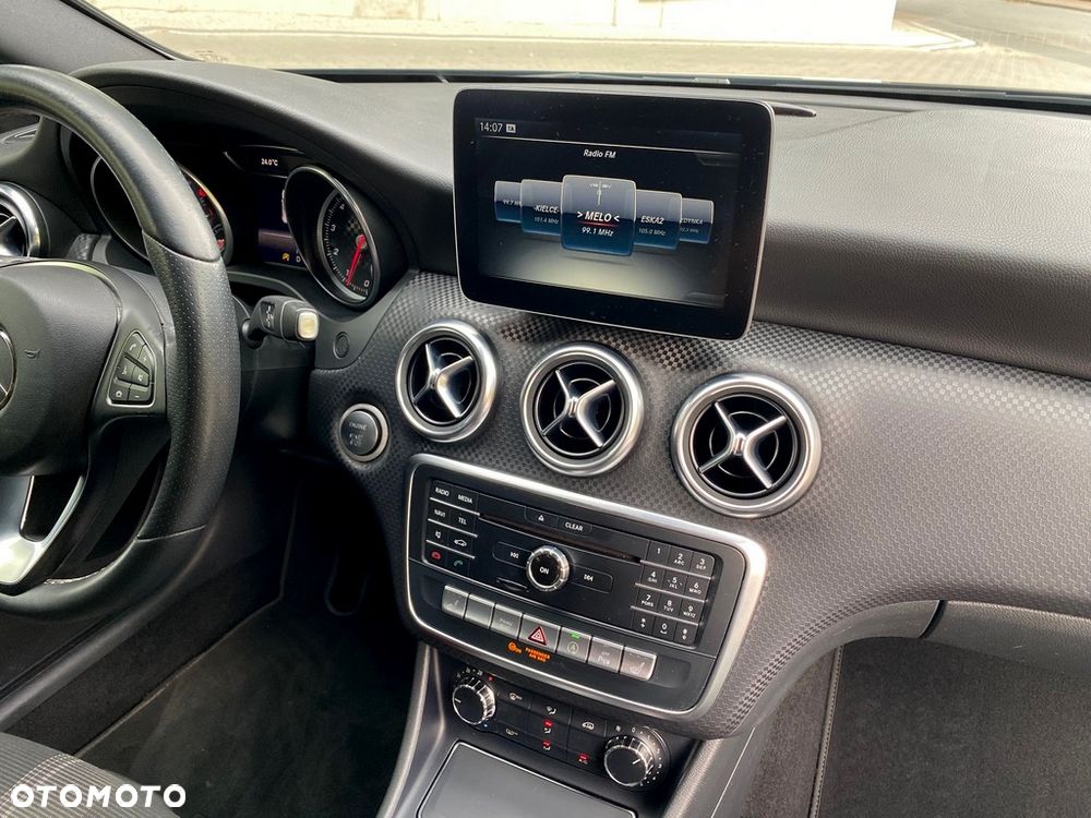 Mercedes-Benz Klasa A 200 (BlueEFFICIENCY) 7G-DCT Urban - 10
