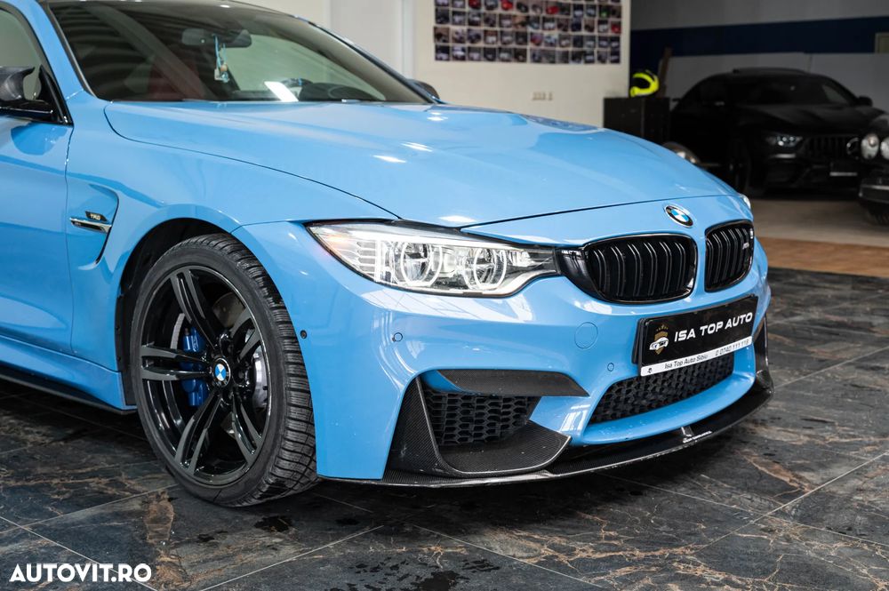 BMW M4 Coupe DKG - 13