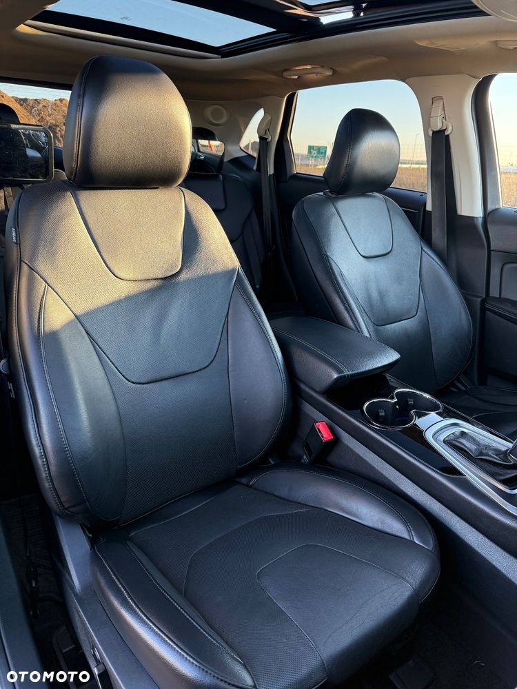 Ford Edge - 7