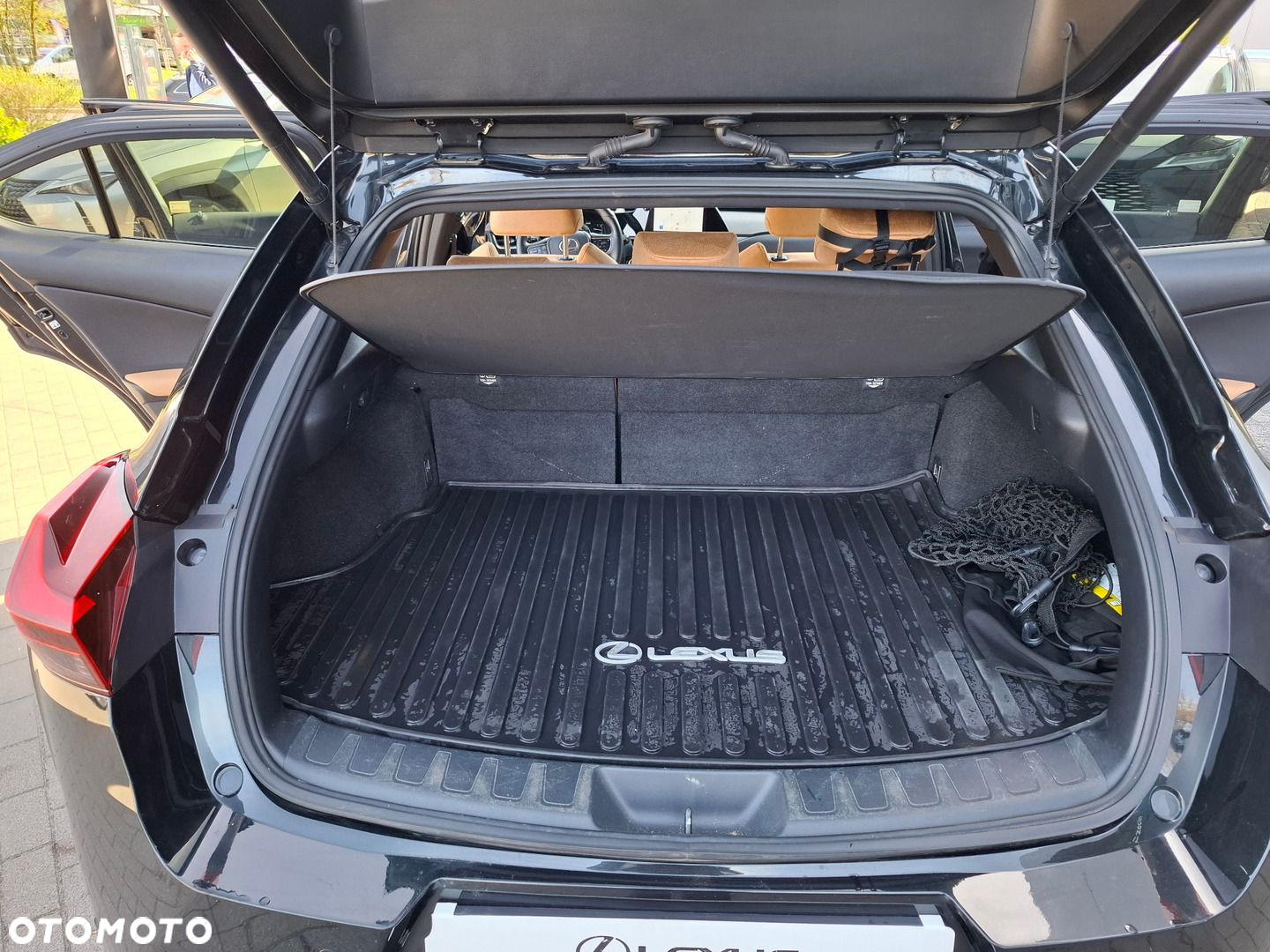 Lexus UX - 27