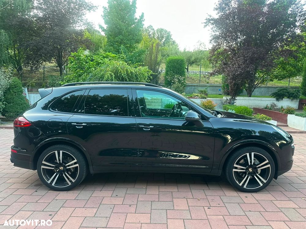 Porsche Cayenne Platinum Edition - 8