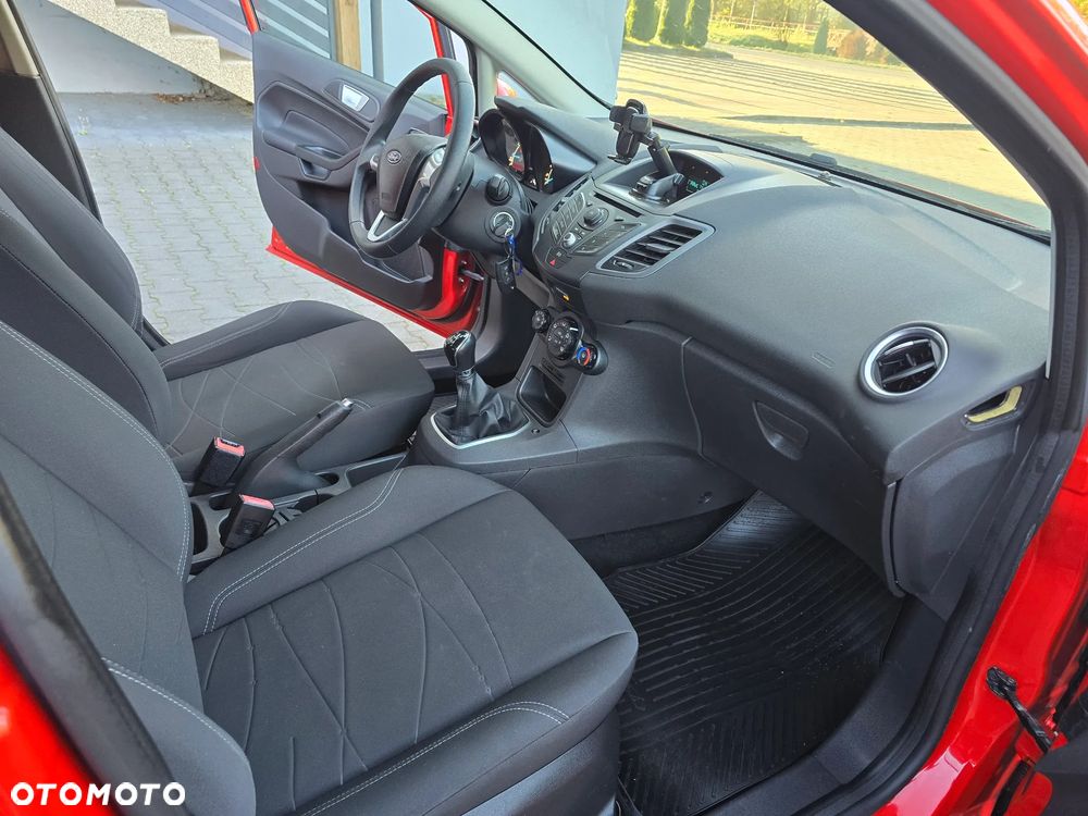 Ford Fiesta 2013 photo 5