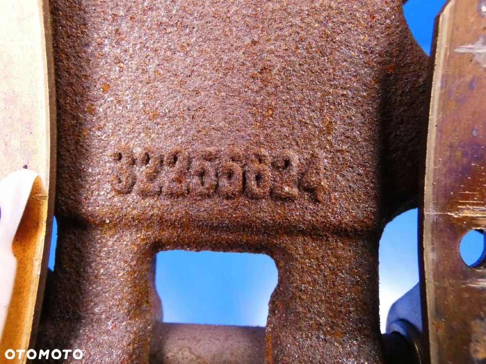 VOLVO XC90 II MOCOWANIE WIESZAK UCHYT KATALIZATORA DPF TŁUMIKA - 3