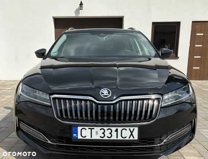 Skoda Superb Combi 2.0 TSI DSG L&K - 33