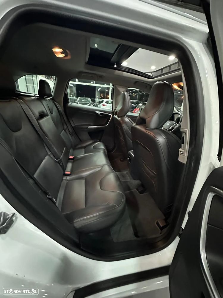 Volvo XC 60 D3 Geartronic Ocean Race - 26