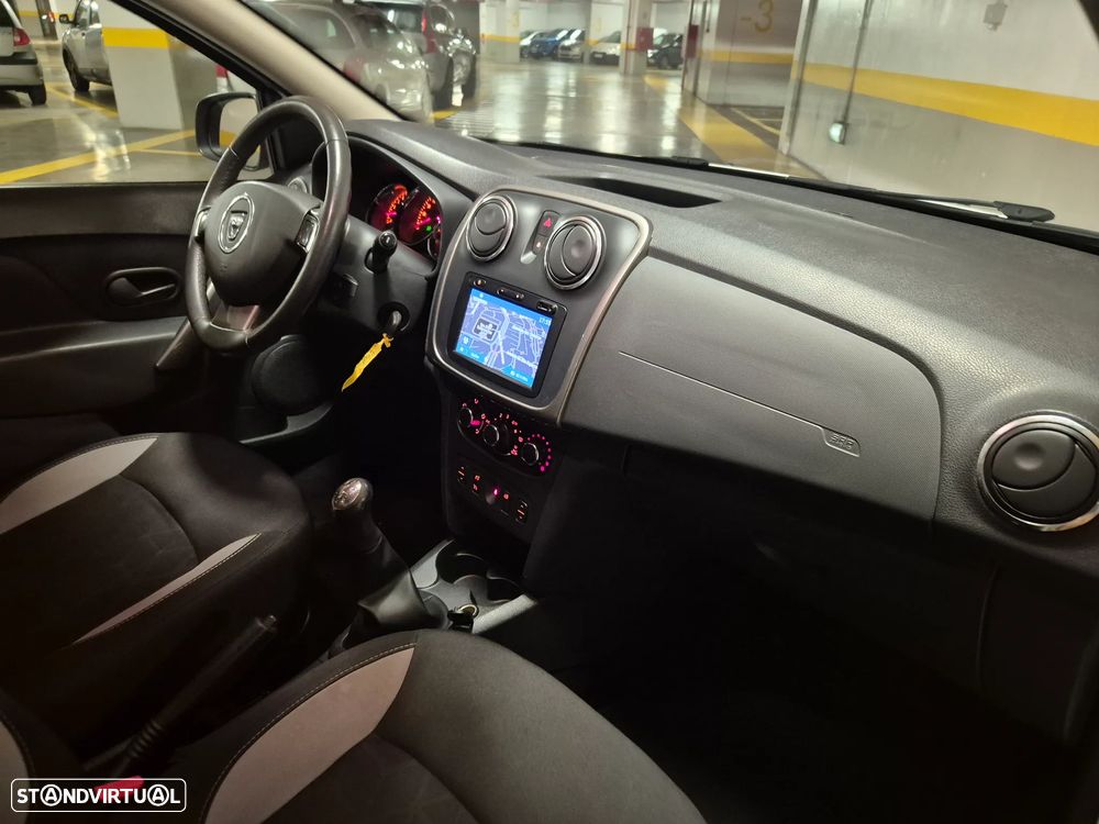Dacia Sandero 0.9 TCe Stepway - 41