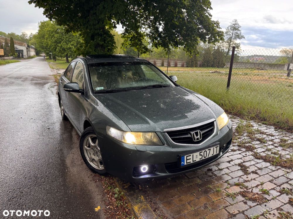 Honda Accord - 1
